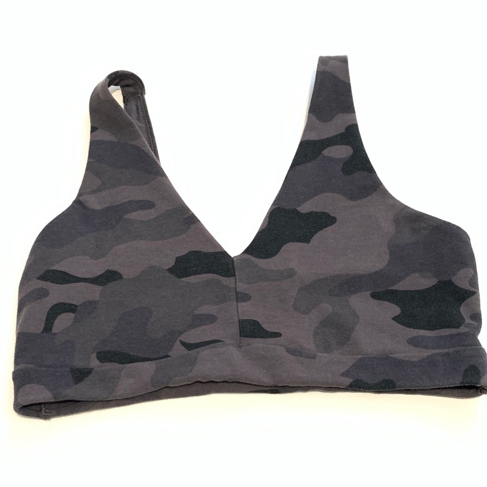 Old Navy Sports Bra size Medium